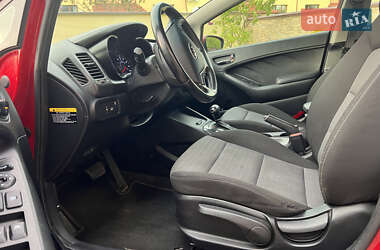 Седан Kia Forte 2013 в 