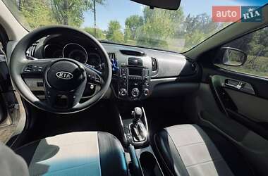 Седан Kia Forte 2012 в 