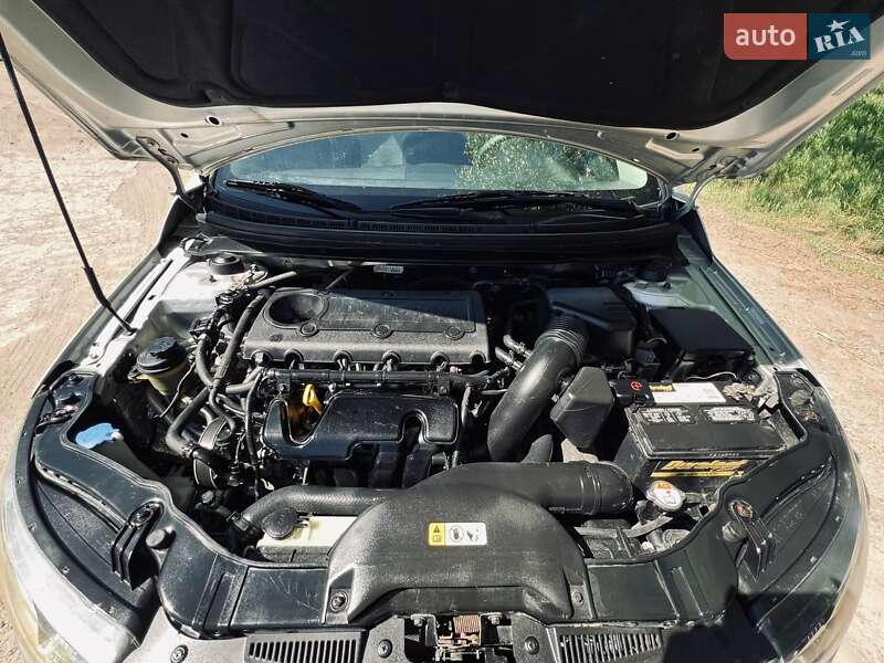 Седан Kia Forte 2012 в Новомосковске