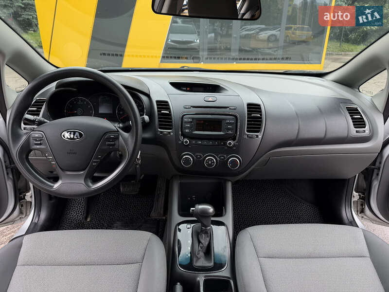 Седан Kia Forte 2016 в Киеве
