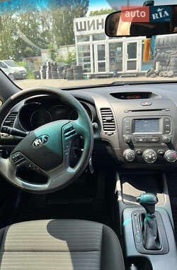 Седан Kia Forte 2015 в 