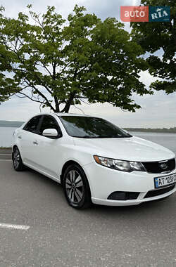 Седан Kia Forte 2013 в 