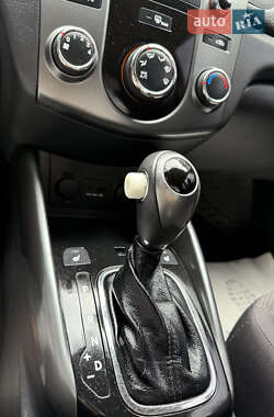 Седан Kia Forte 2013 в 