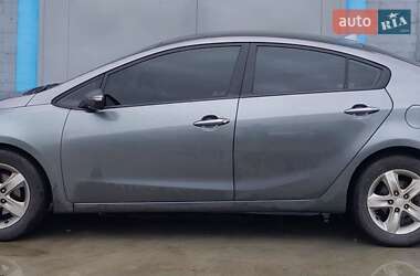 Седан Kia Forte 2015 в Киеве