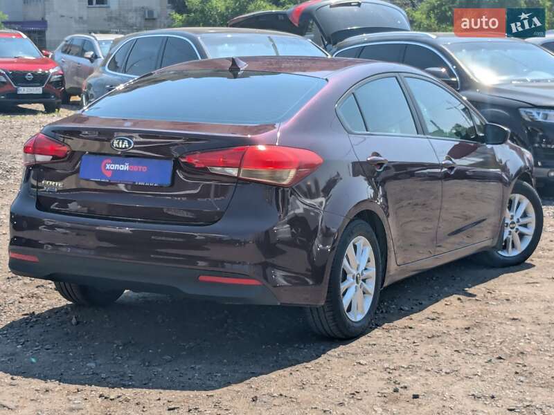 Седан Kia Forte 2016 в Киеве