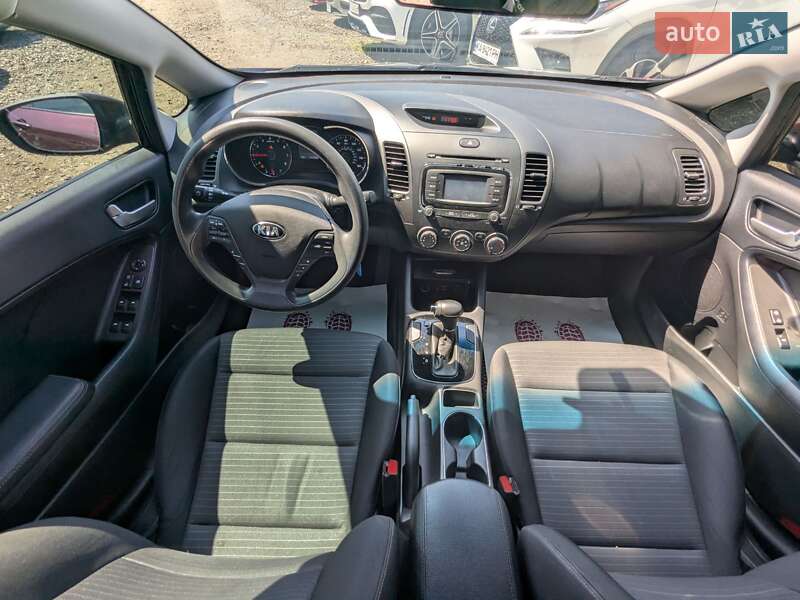 Седан Kia Forte 2016 в Киеве