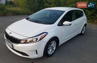 Хэтчбек Kia Forte 2016 в Киеве