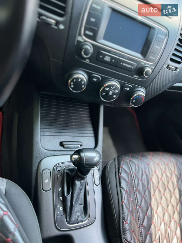 Седан Kia Forte 2015 в Першотравенске