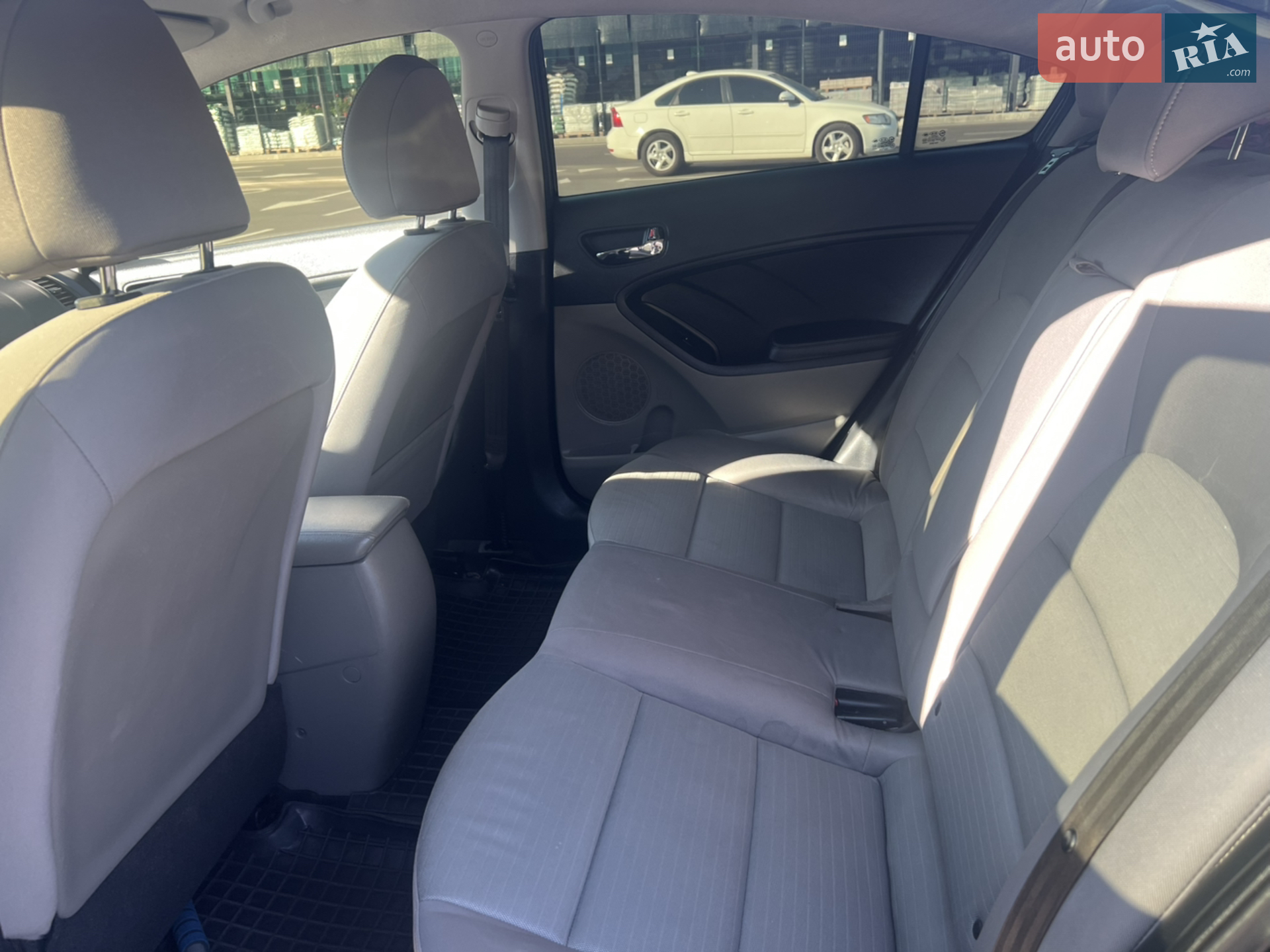 2015 Kia Forte - мініатюра 10