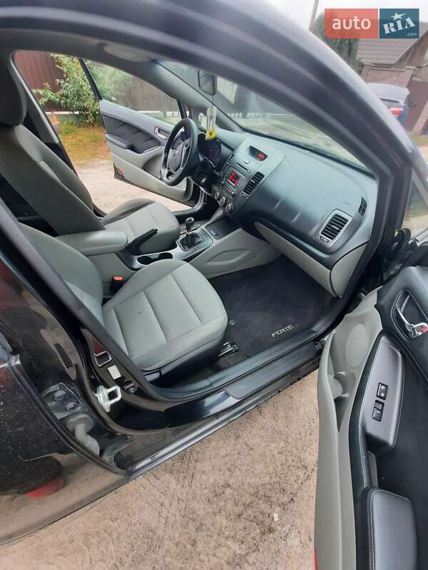 Седан Kia Forte 2016 в Киеве