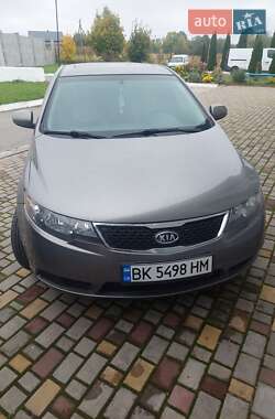 Седан Kia Forte 2012 в Рівному