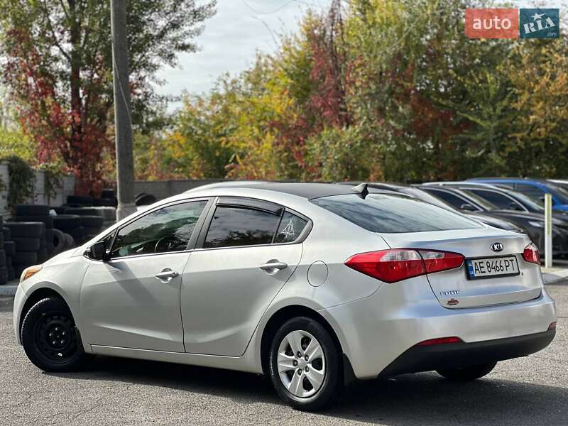 Седан Kia Forte 2013 в Кривому Розі фото 4 Седан Kia Forte 2013 в Кривому Розі