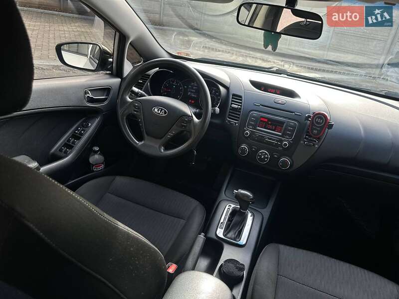 Седан Kia Forte 2013 в Кривому Розі фото 23 Седан Kia Forte 2013 в Кривому Розі