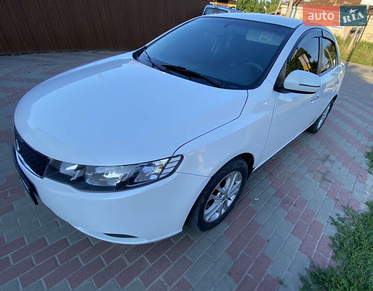 Седан Kia Forte 2012 в Чернівцях фото 6 Седан Kia Forte 2012 в Чернівцях