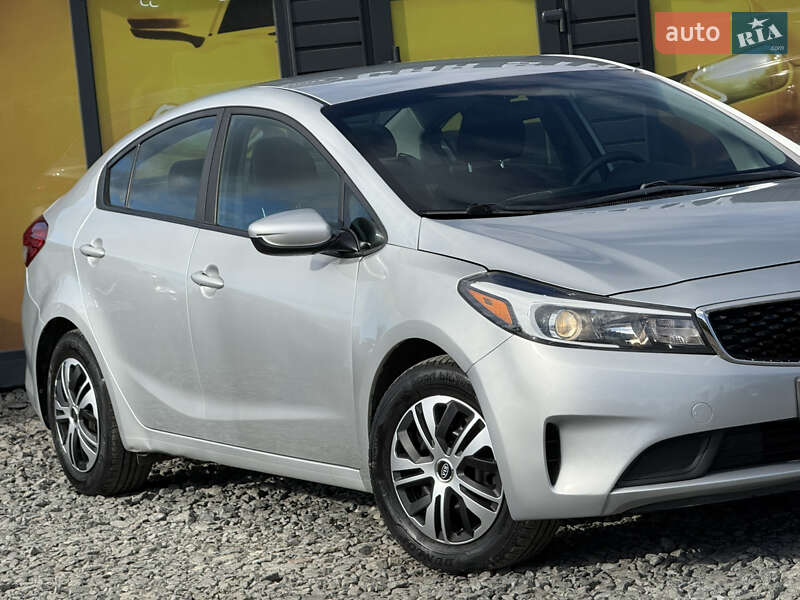 Седан Kia Forte 2017 в Стрые