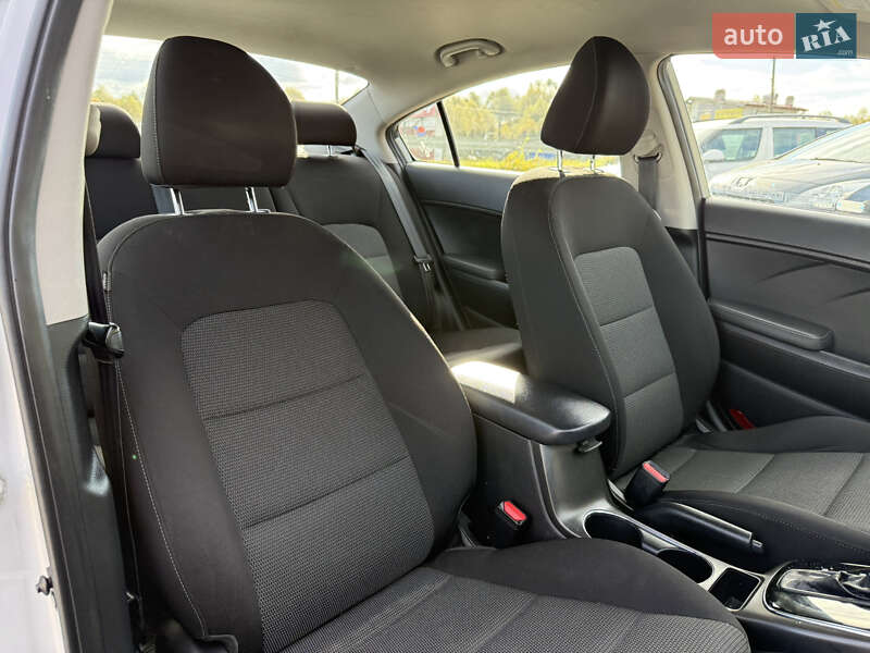 Седан Kia Forte 2017 в Стрые