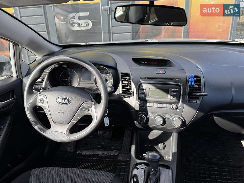 Седан Kia Forte 2017 в Стрые