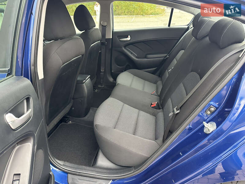 Седан Kia Forte 2017 в Киеве