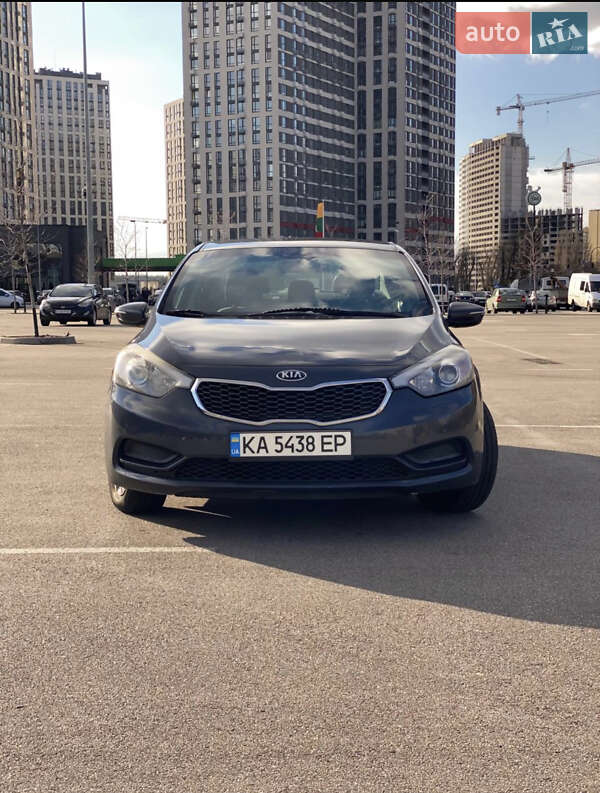 Седан Kia Forte 2015 в Киеве