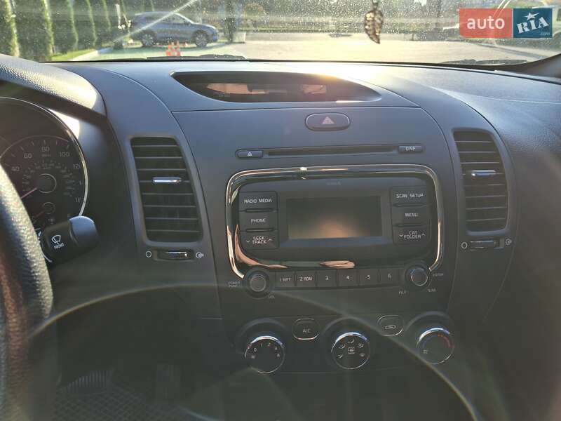 Седан Kia Forte 2017 в Кропивницком