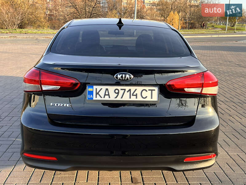 Седан Kia Forte 2018 в Киеве фото 5 Седан Kia Forte 2018 в Киеве