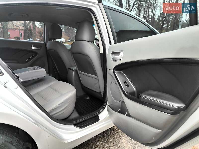 Седан Kia Forte 2016 в Киеве