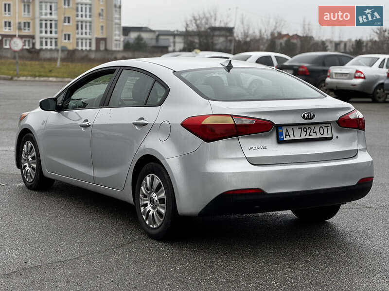 Седан Kia Forte 2014 в Киеве