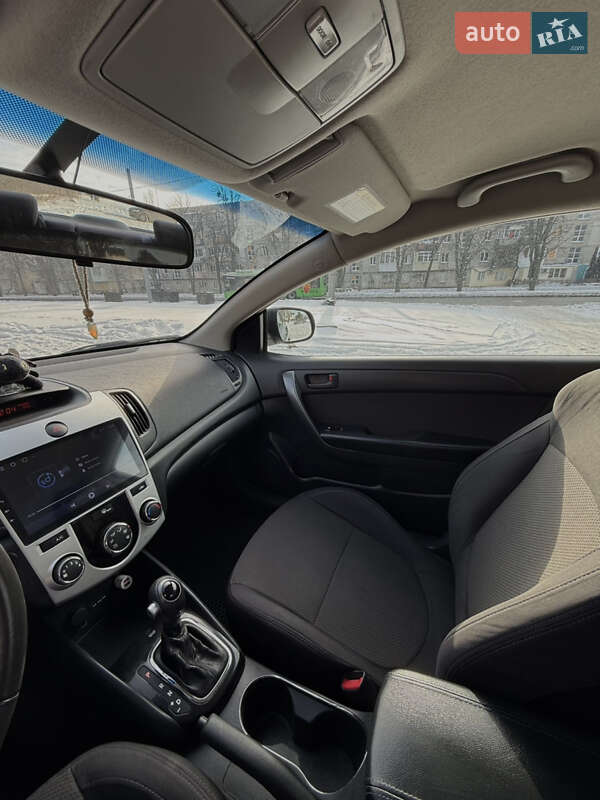 Купе Kia Forte 2011 в Харькове