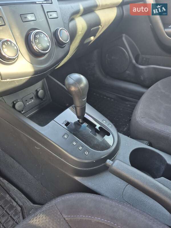 Купе Kia Forte 2010 в Киеве