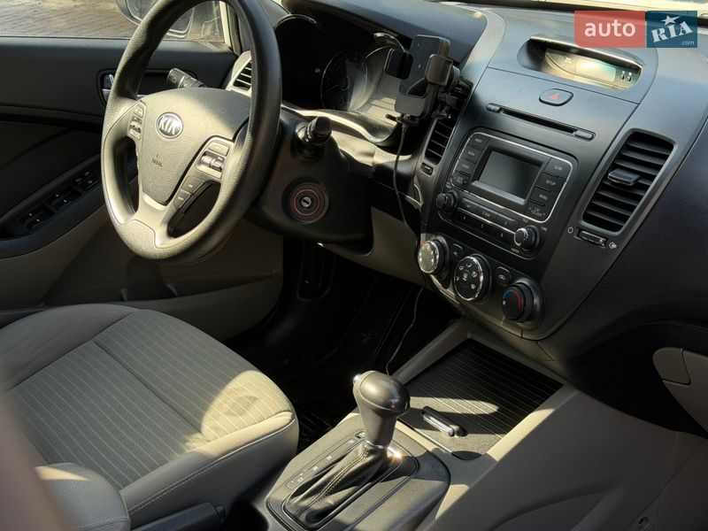 Седан Kia Forte 2013 в Прилуках