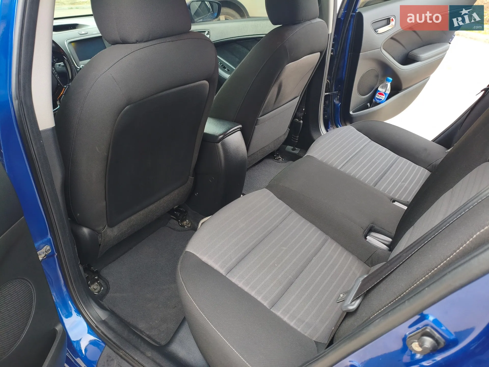 2017 Kia Forte - мініатюра 10