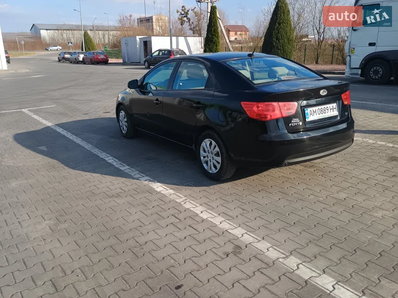 Kia Forte 2011 VIN KNAFU4A26B5416160 фото оголошення 3 з 42