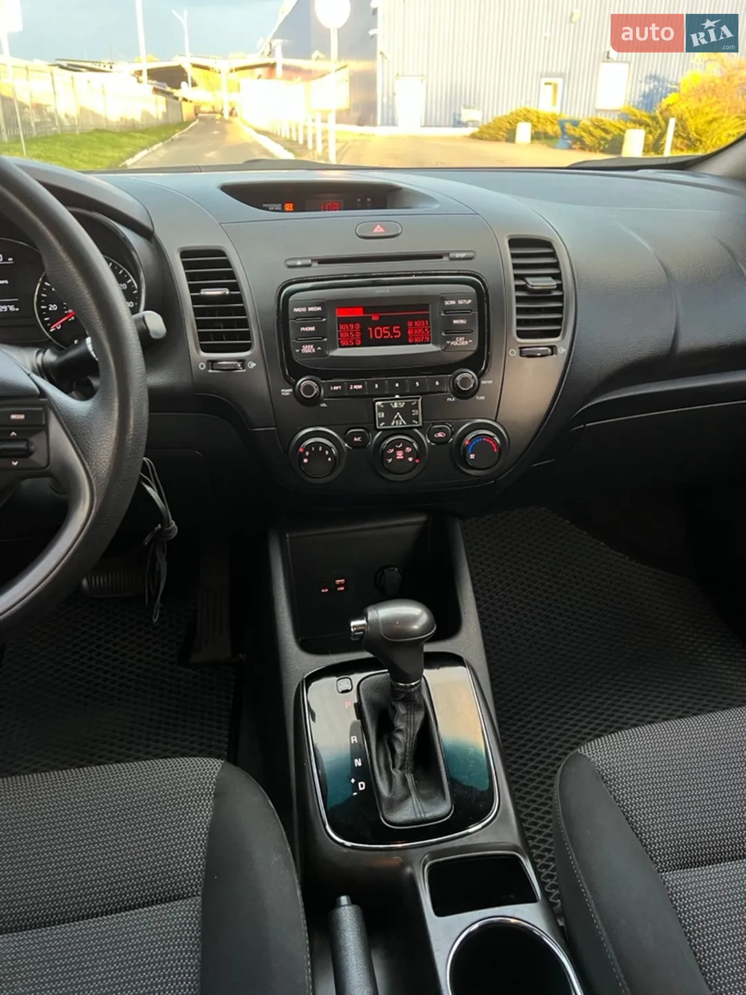 2016 Kia Forte - мініатюра 19
