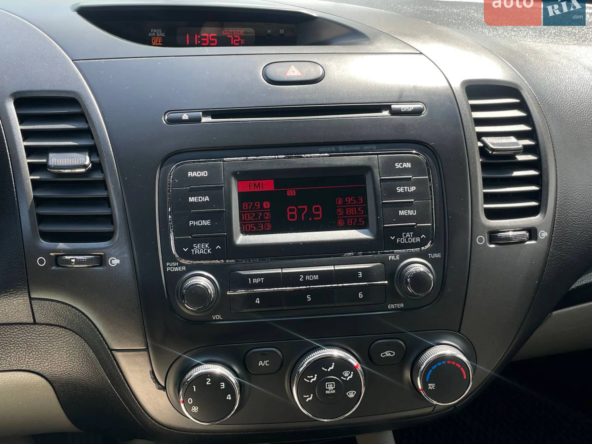 2015 Kia Forte - мініатюра 14