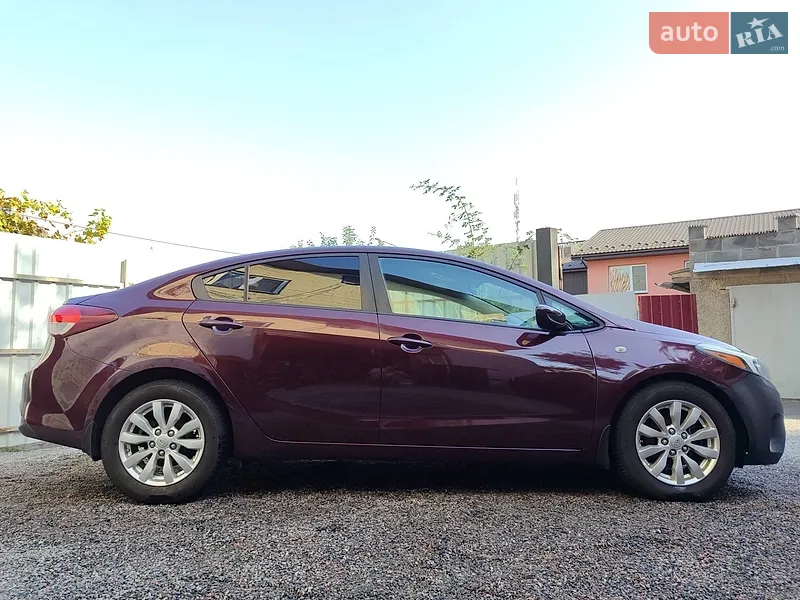 Kia Forte 2016 VIN KNAFK4A60G5584618 фото оголошення 18 з 48