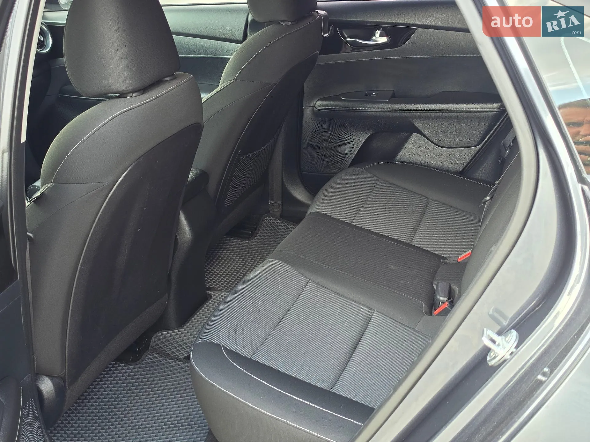 2019 Kia Forte - мініатюра 43