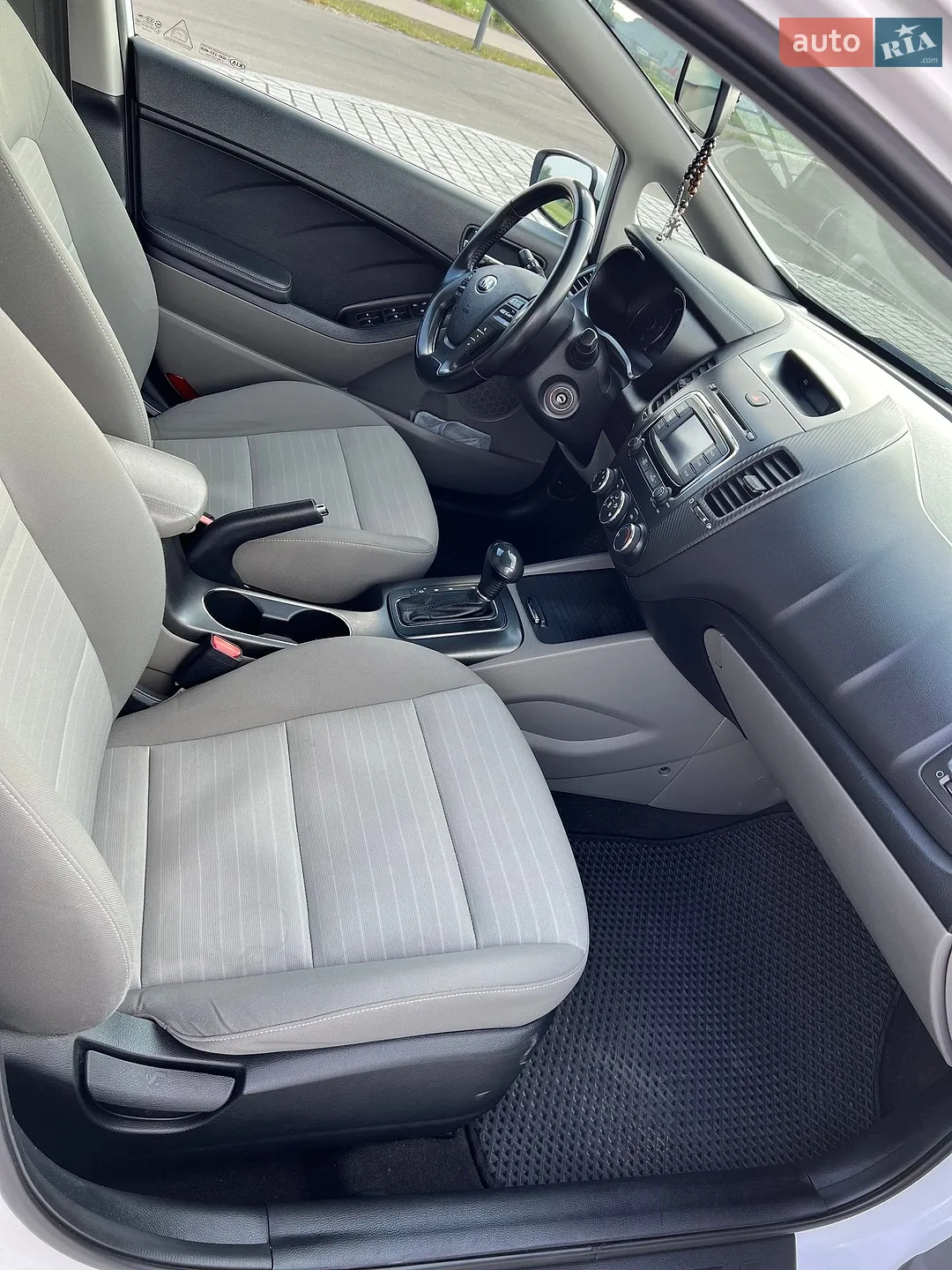 2014 Kia Forte - мініатюра 32