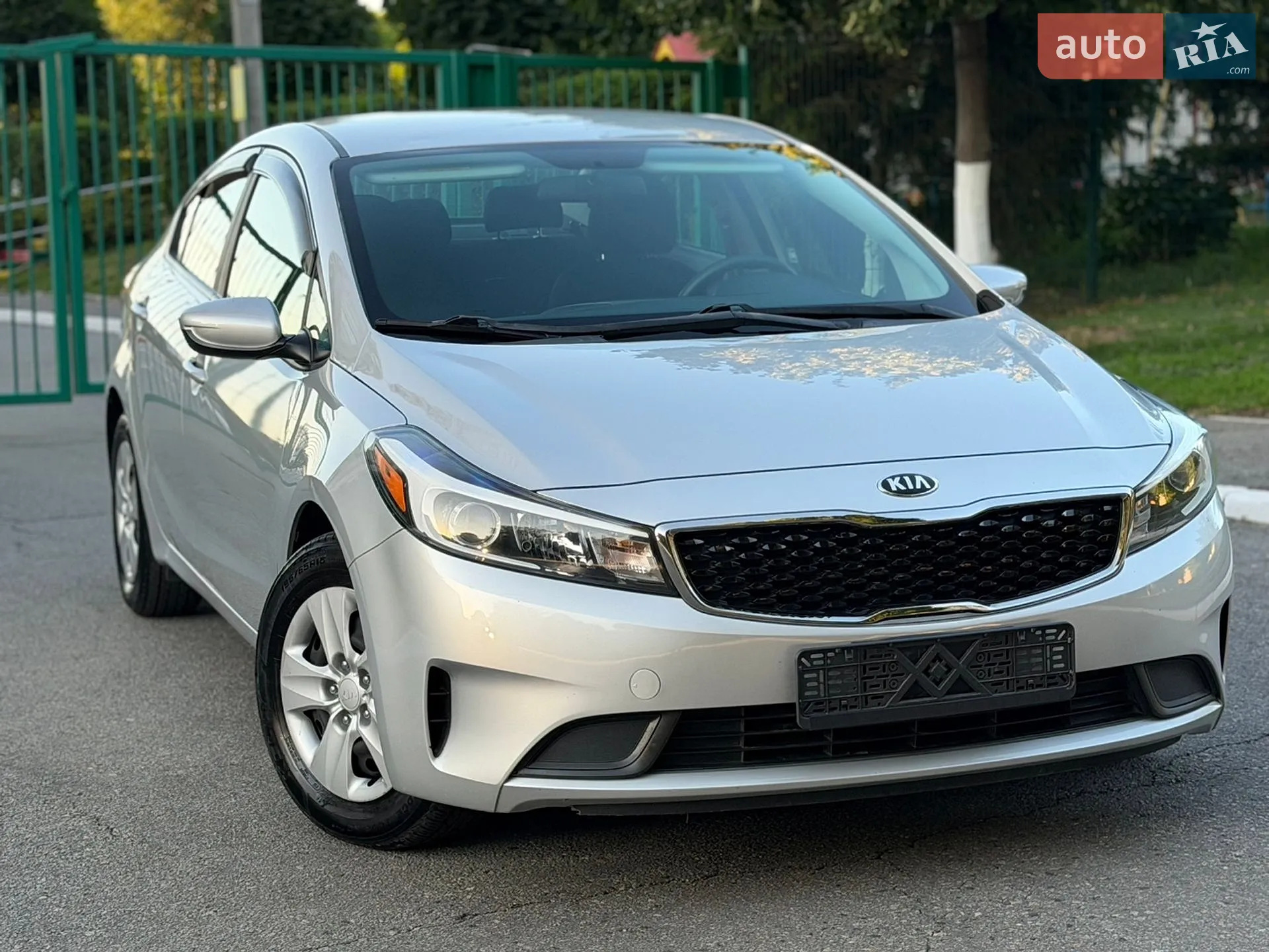 2017 Kia Forte - мініатюра 4