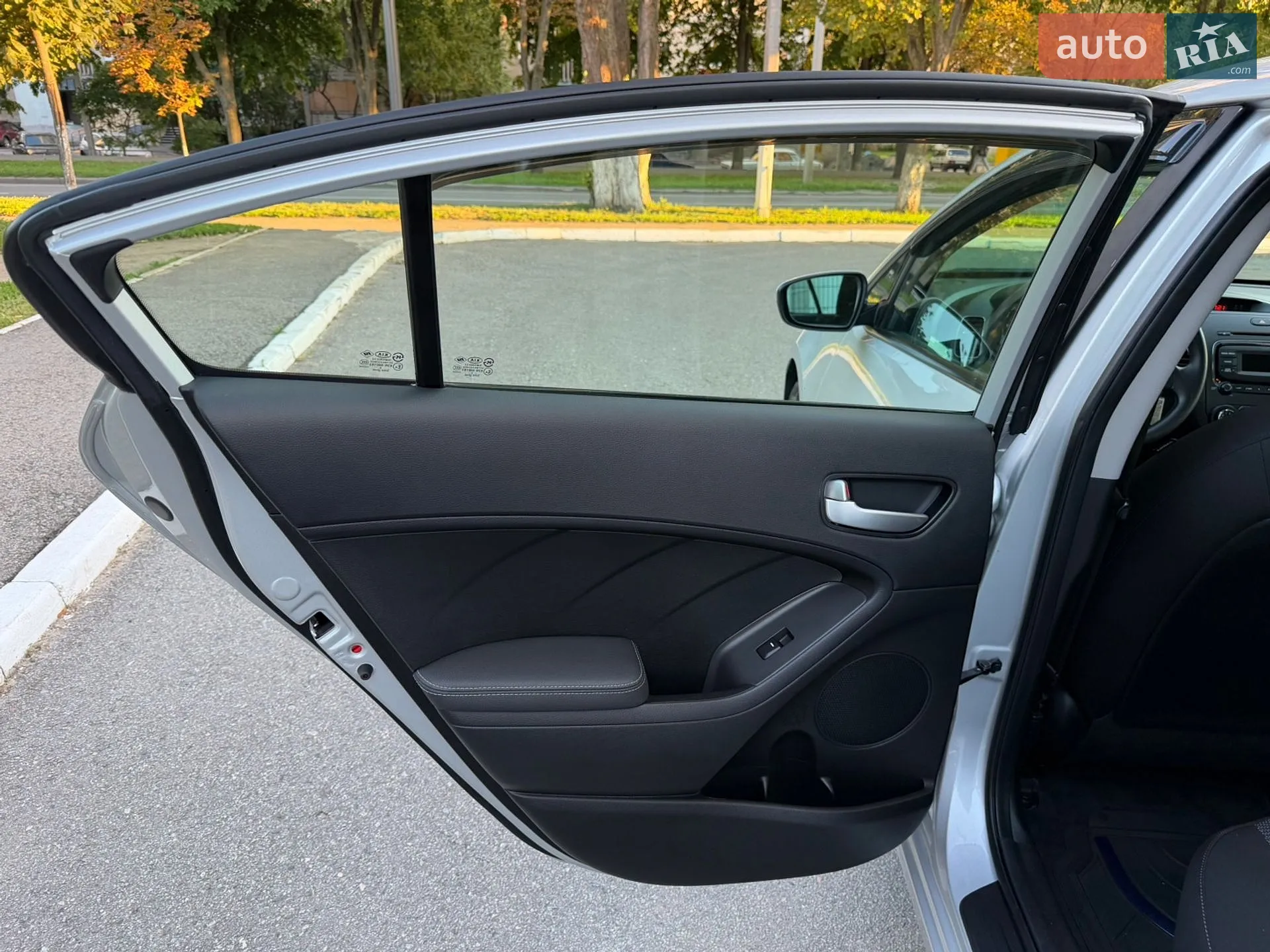 2017 Kia Forte - мініатюра 20