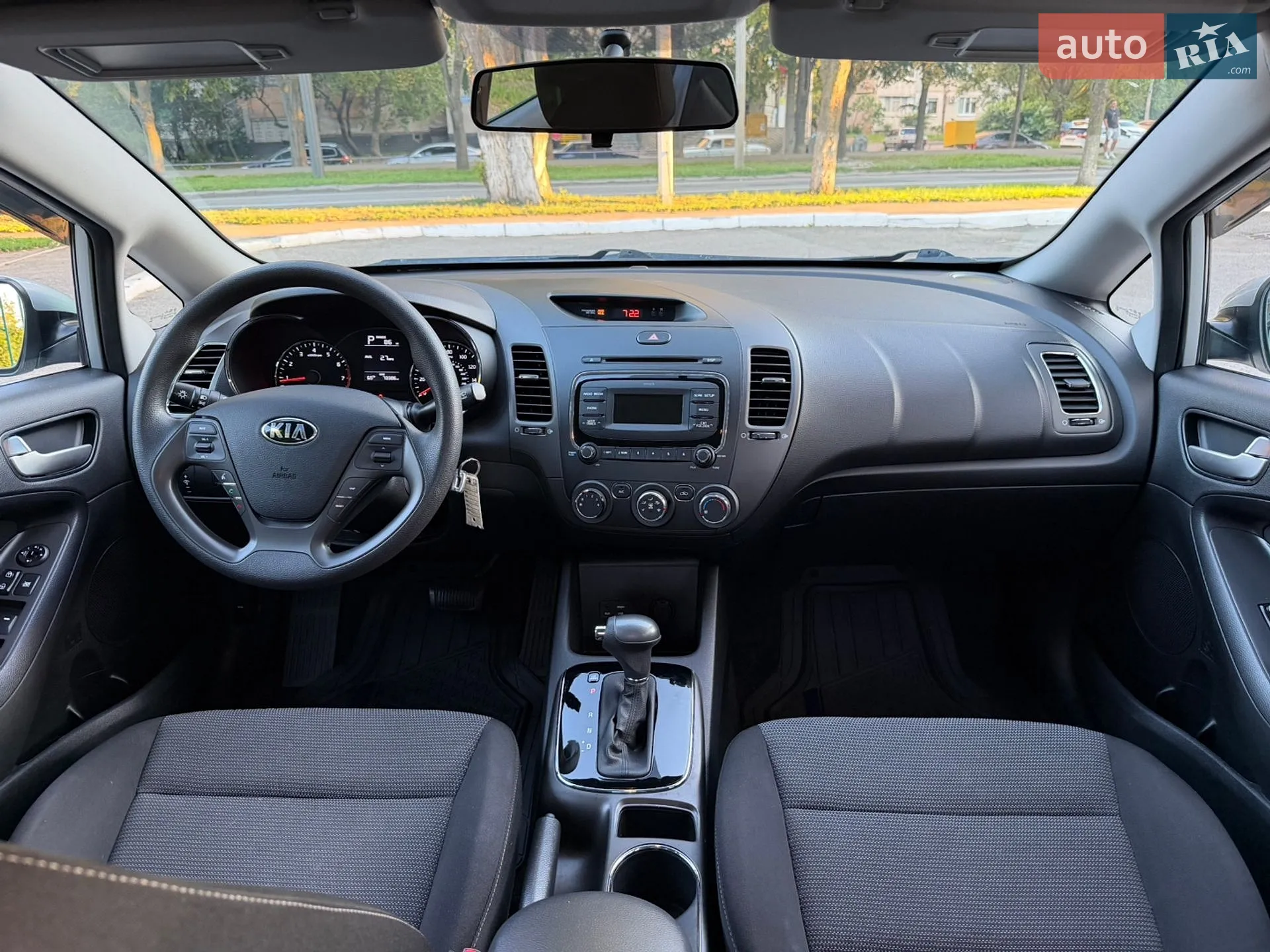 2017 Kia Forte - мініатюра 25