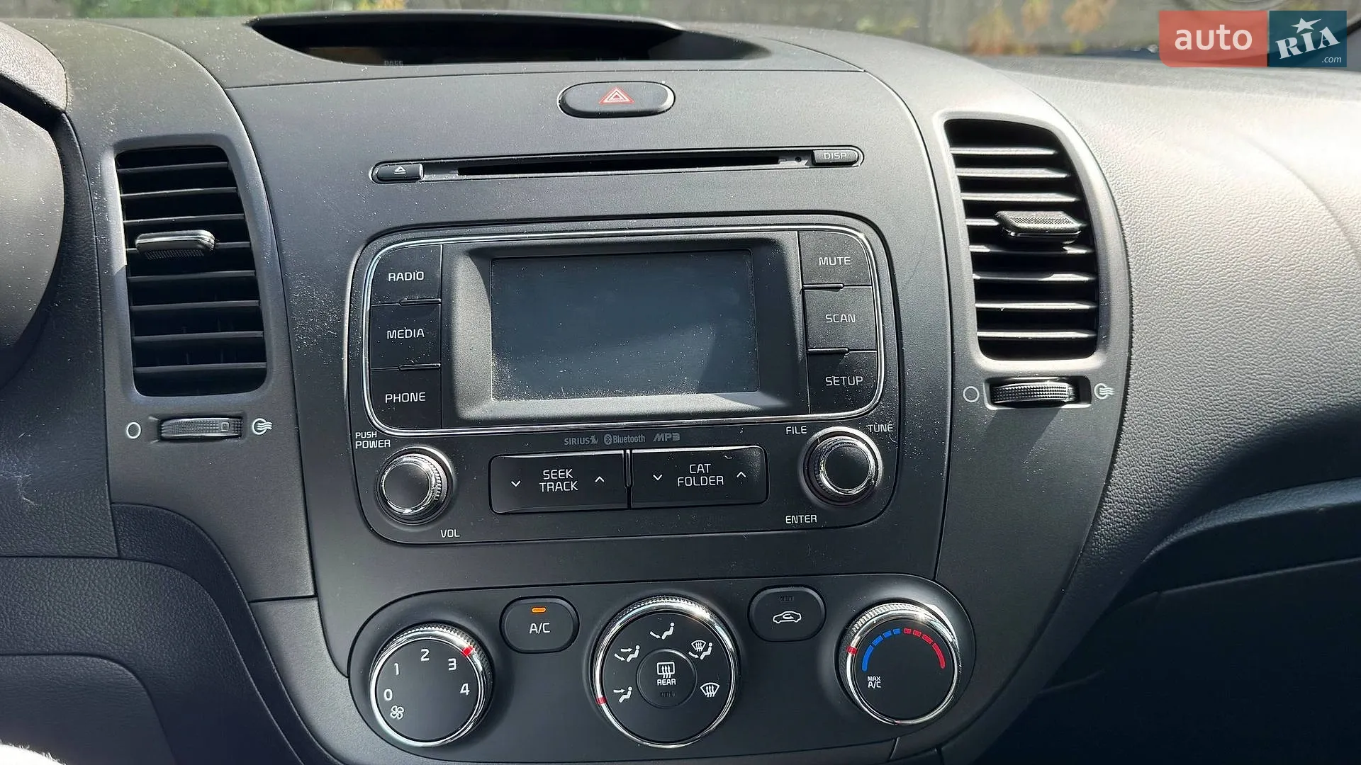 2015 Kia Forte - мініатюра 21
