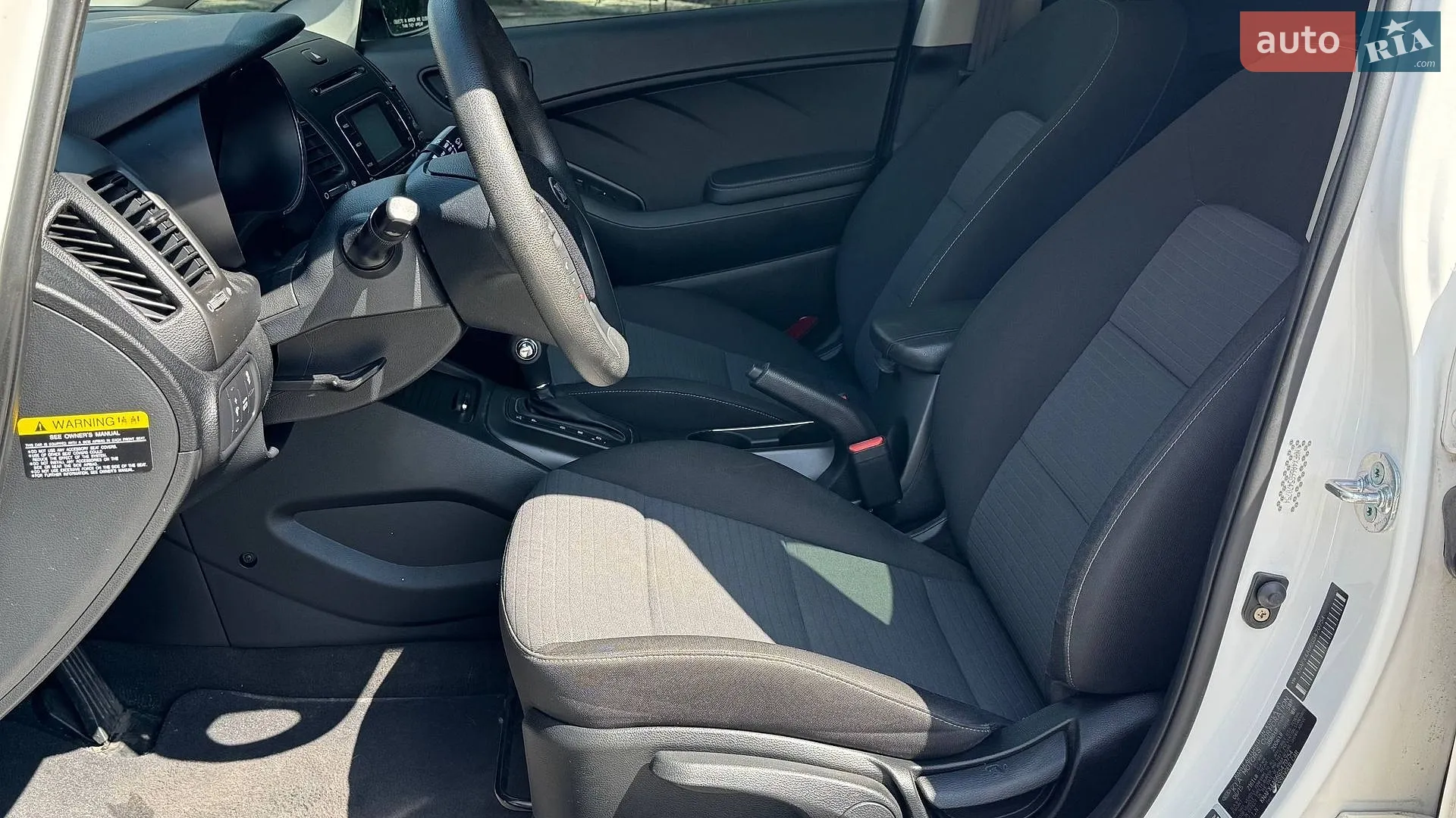 2015 Kia Forte - мініатюра 16