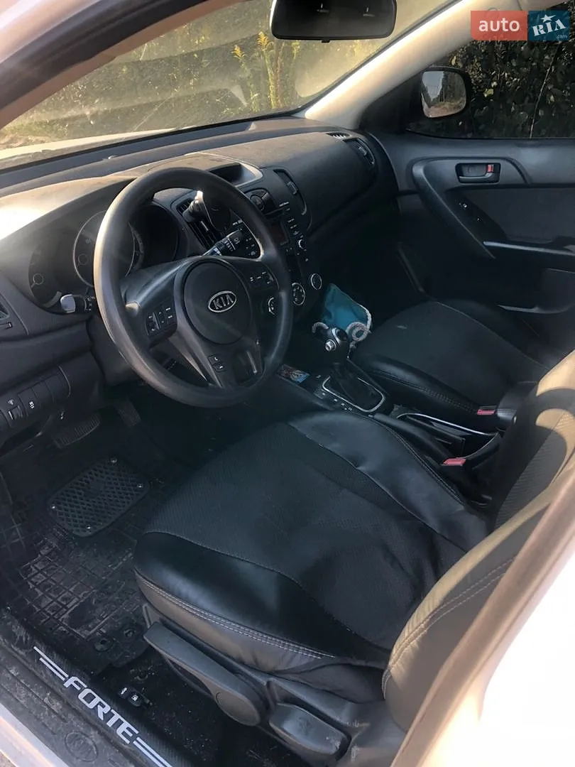 2012 Kia Forte - мініатюра 6