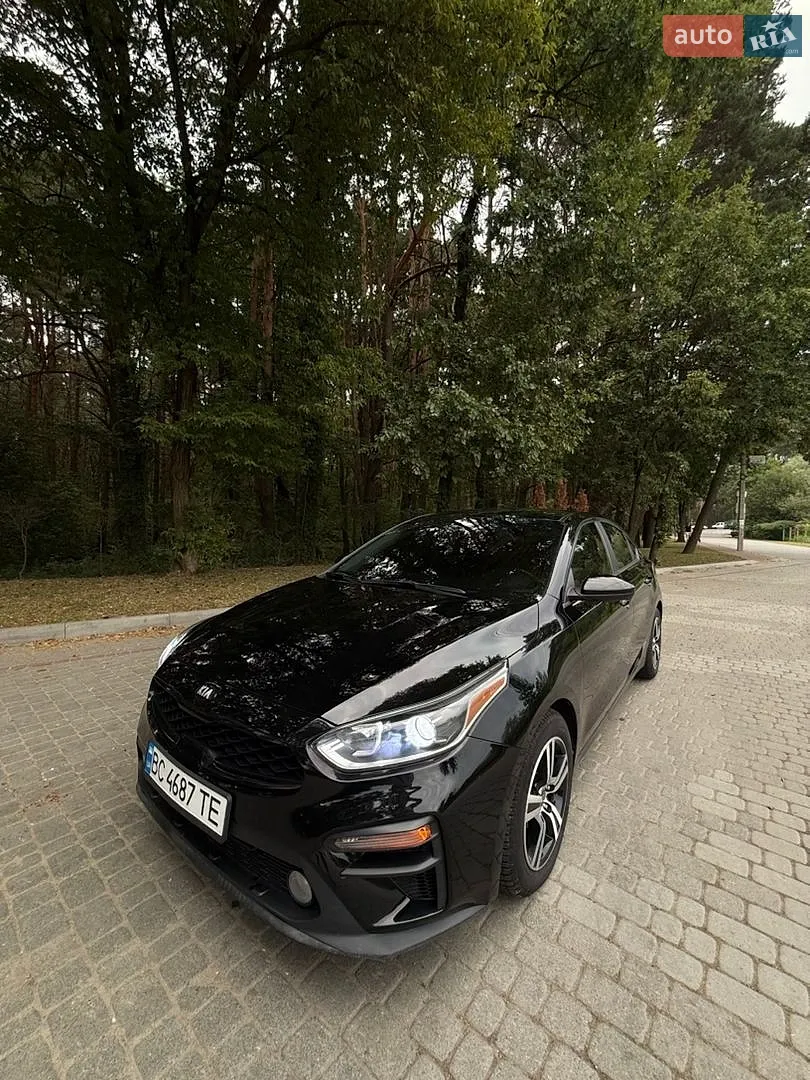 2018 Kia Forte - фото 1