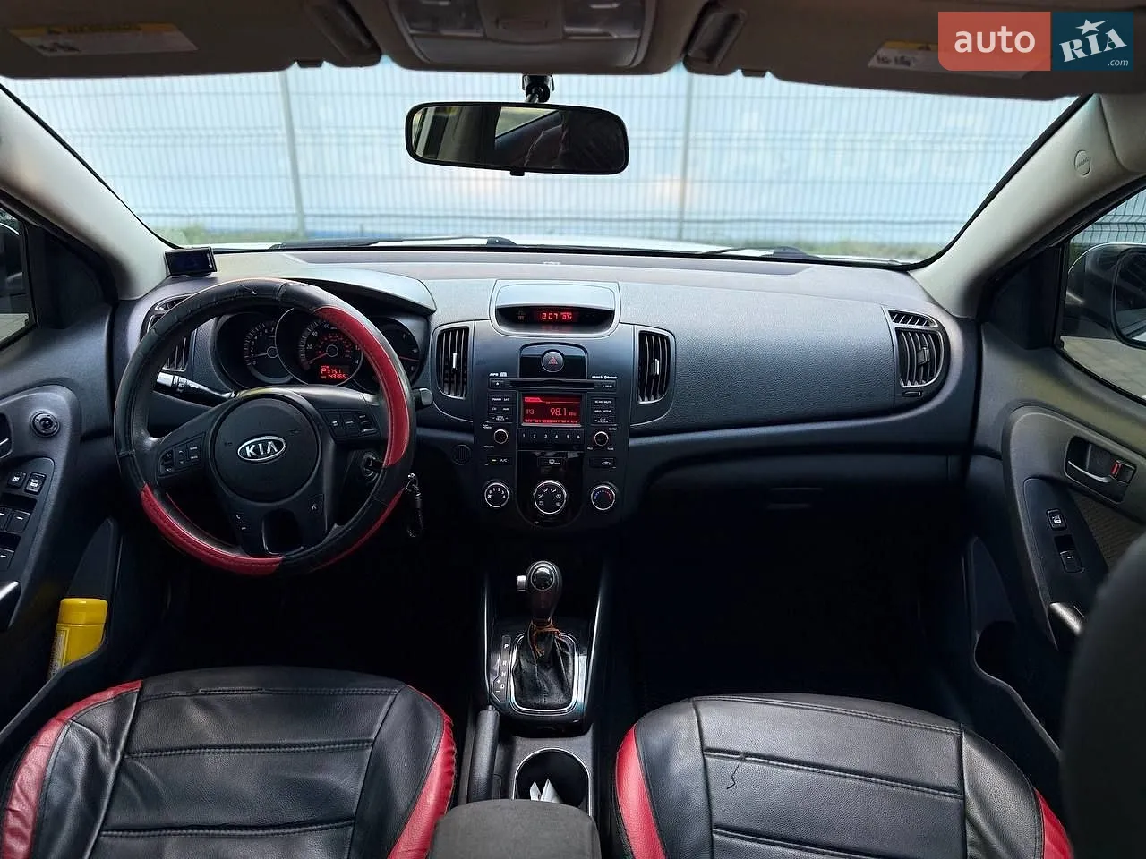 2011 Kia Forte - мініатюра 10