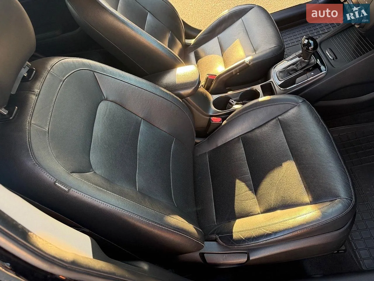 2016 Kia Forte - мініатюра 17