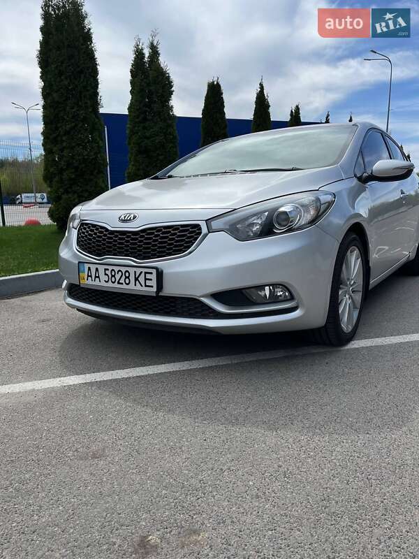 Седан Kia K3 2015 в Киеве