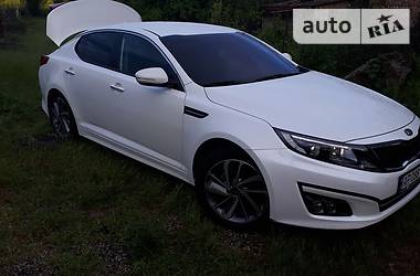 Седан Kia K5 2014 в Запорожье