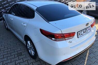 Седан Kia K5 2015 в Одессе