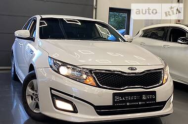 Седан Kia K5 2013 в Одесі